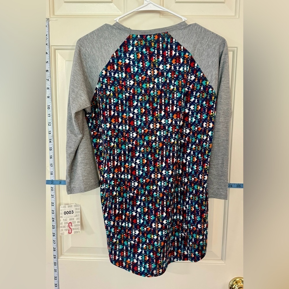 LuLaRoe Randy tee, Small - Picture 4 of 4